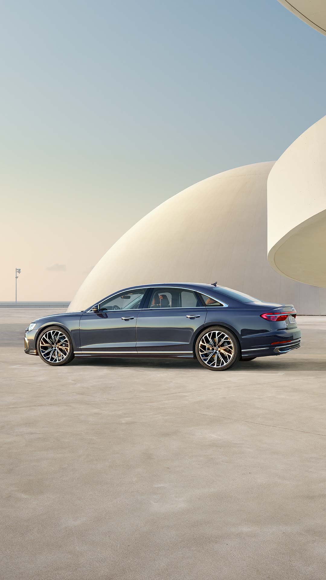 Audi A8 L Side view