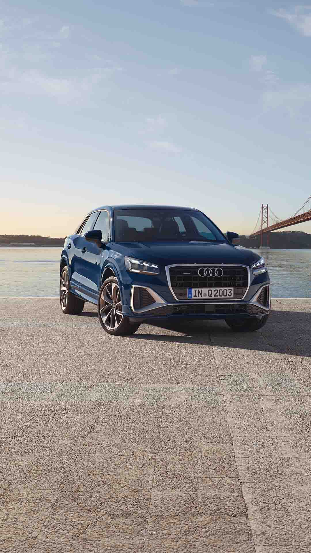 Front side view Audi Q2
